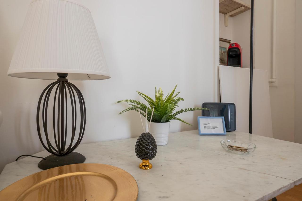 Luxury Flat Between Navigli And Duomo - Sambuco Μιλάνο Εξωτερικό φωτογραφία