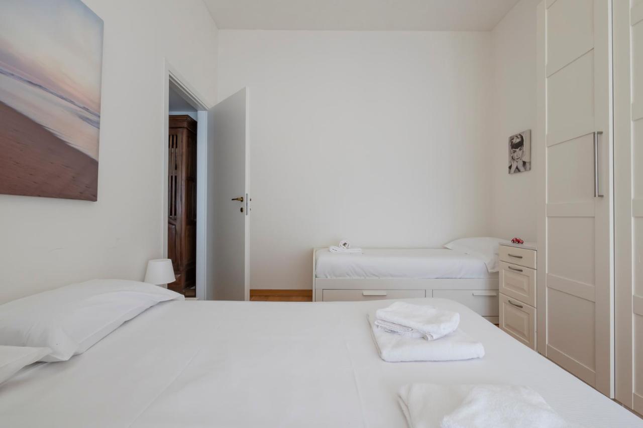 Luxury Flat Between Navigli And Duomo - Sambuco Μιλάνο Εξωτερικό φωτογραφία
